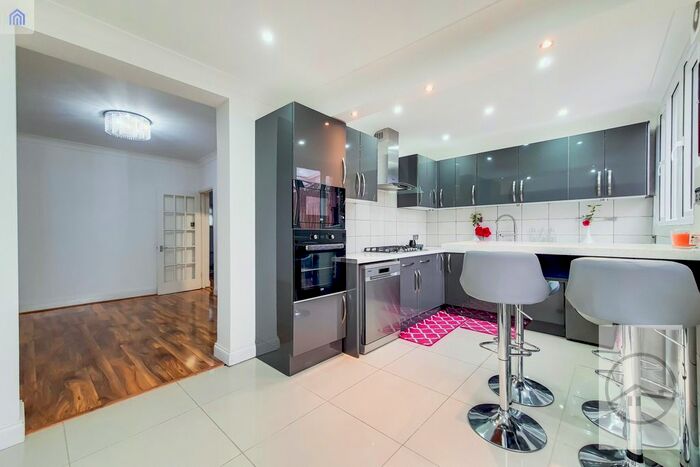 4 Bedroom Terraced House To Rent In Northborough Road, Norbury SW16