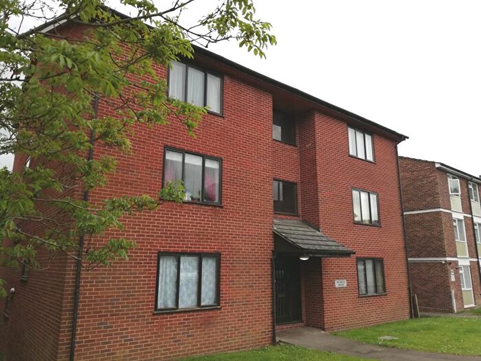 Flat To Rent In Station Road, Redhill, RH1