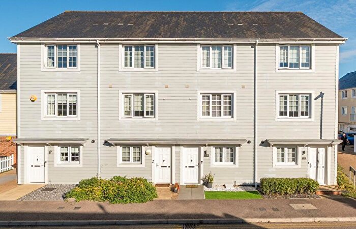 4 Bedroom Terraced House For Sale In Higham Avenue, Holborough Lakes, Snodland, Kent., ME6