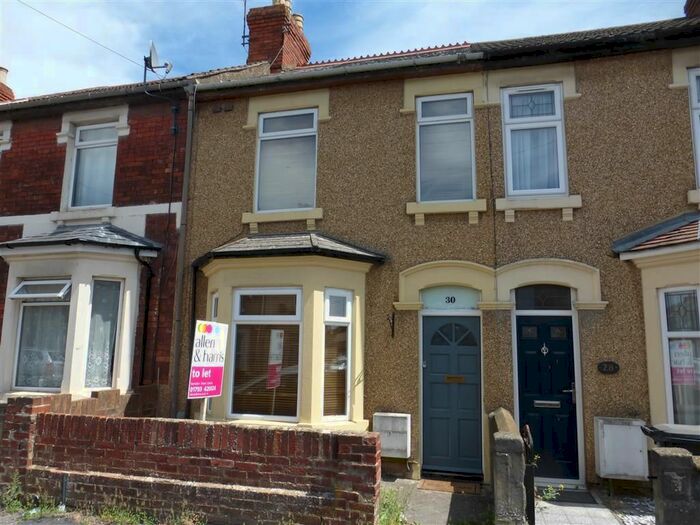 2 Bedroom Property To Rent In Rayfield Grove, Swindon SN2