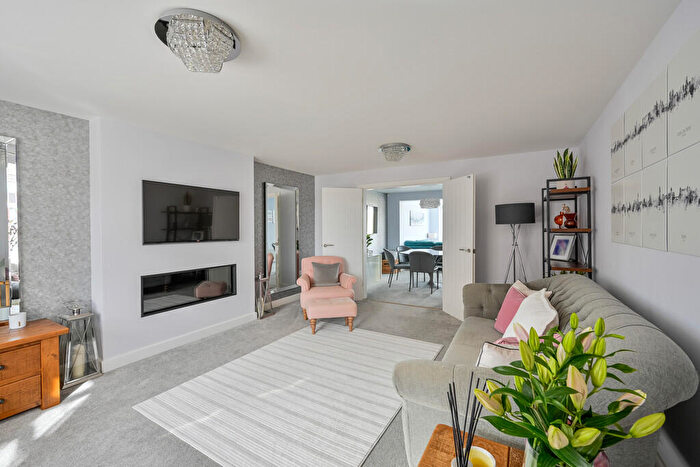 4 Bedroom Detached House For Sale In Spire Close, Ashbourne, DE6