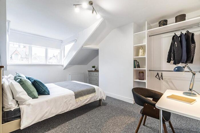 7 Bedroom House To Rent In Claremont Villas, Leeds, LS2