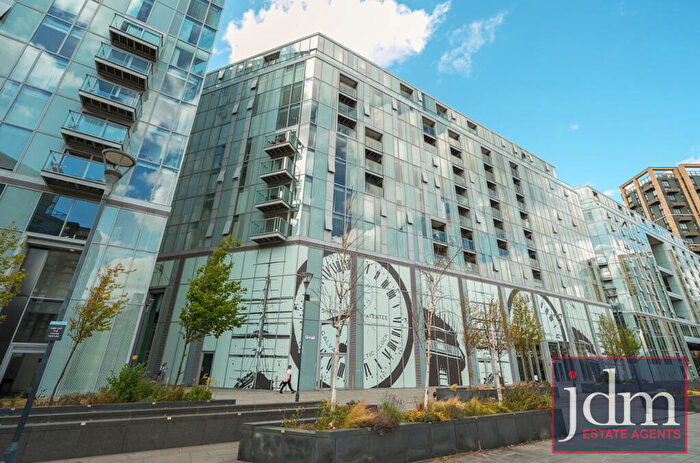 2 Bedroom Apartment To Rent In Dancers Way, Deptford, London, SE8