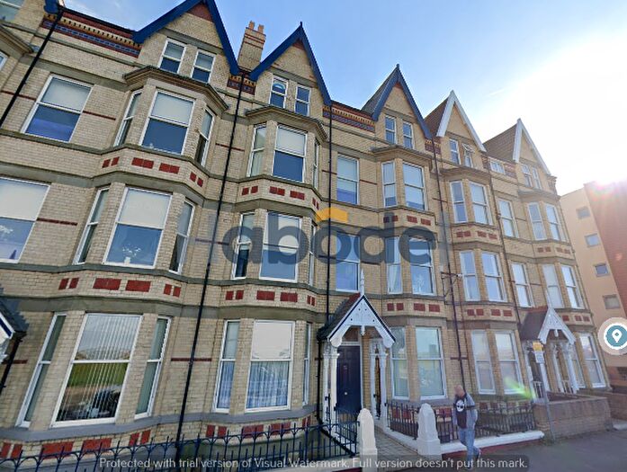 2 Bedroom Flat To Rent In West Parade, Rhyl, LL18