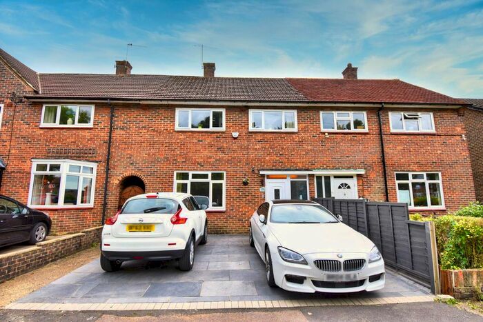 3 Bedroom Property To Rent In Worsted Green, Merstham, Redhill, RH1