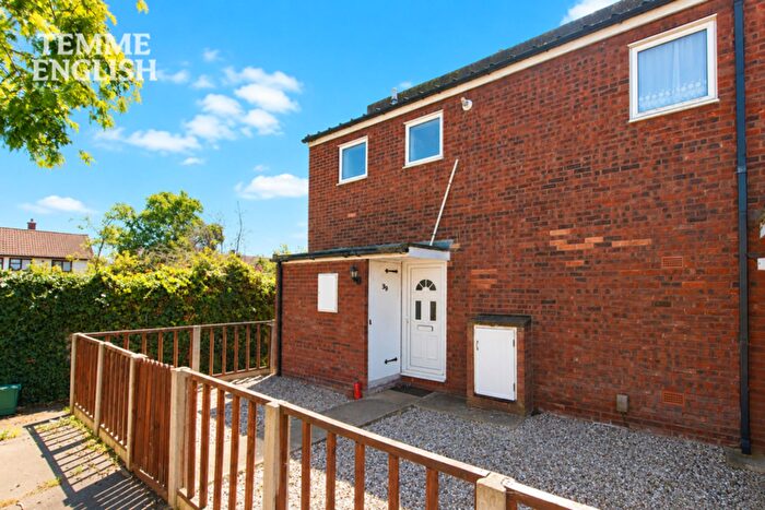 3 Bedroom Terraced House For Sale In Gaywood, Basildon, SS15