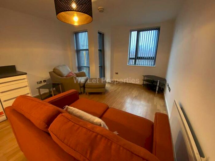2 Bedroom Apartment To Rent In City Gate, Castlefield, M15
