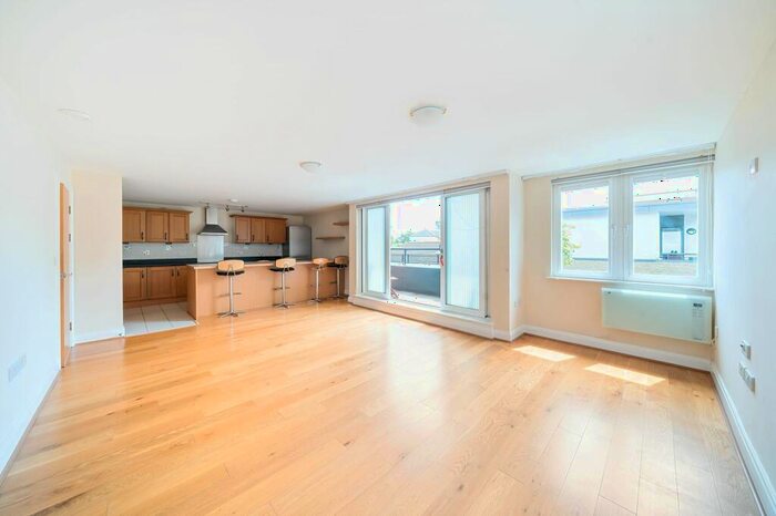 2 Bedroom Penthouse To Rent In George Mathers Road, Freeman House, SE11