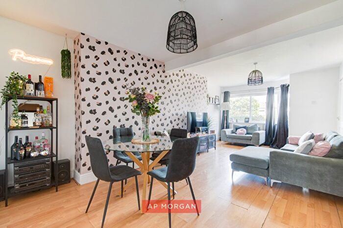 3 Bedroom End Of Terrace House For Sale In Richmond Road, Rubery, Worcestershire, B45