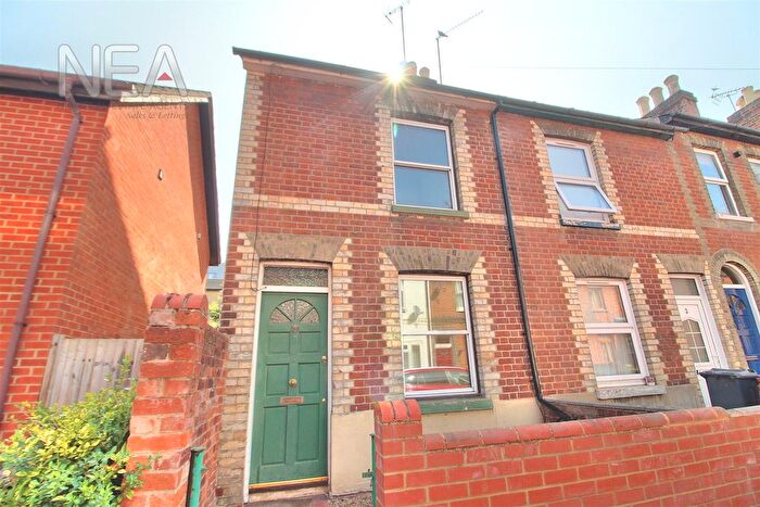 2 Bedroom Terraced House To Rent In Eldon Street, Reading, RG1