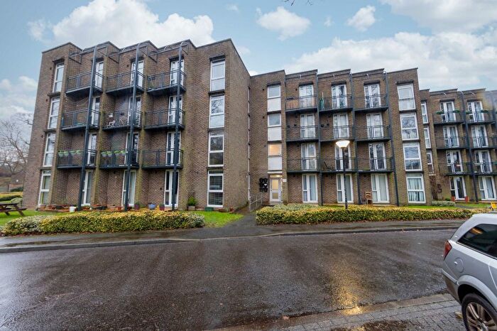 2 Bedroom Flat For Sale In Sandwich Road, Nonington, Dover, Kent, CT15