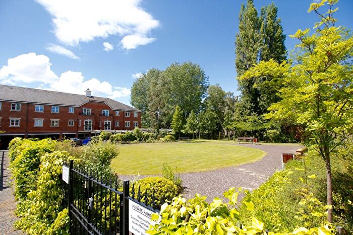 2 Bedroom Flat To Rent In Becket Street, Central Oxford, OX1