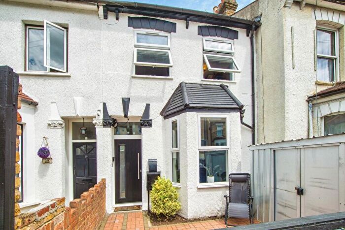 3 Bedroom Terraced House For Sale In Tanfield Road, Croydon, CR0