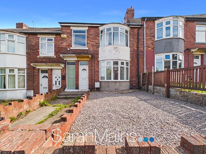1 Bedroom Flat For Sale In The Avenue, Felling, NE10