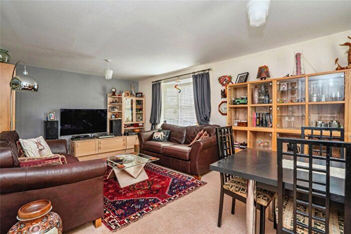 4 Bedroom Detached House For Sale In Endal Way, Clanfield, Waterlooville, Hampshire, PO8