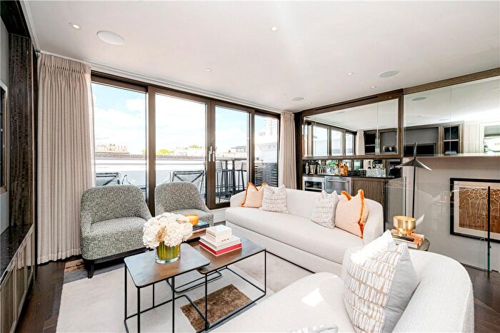 3 Bedroom Flat To Rent In Prince Of Wales Terrace, London, W8
