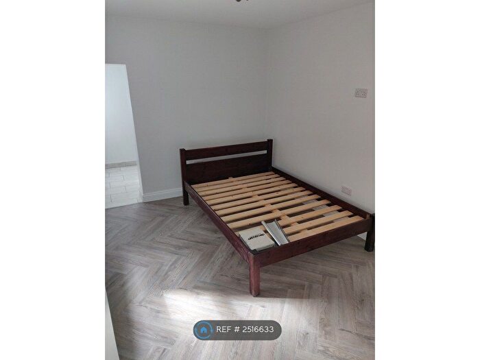 Studio To Rent In Maygrove Road, London, NW6