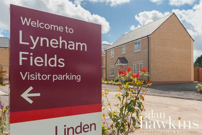 4 Bedroom Detached House For Sale In The Green, Lyneham, Chippenham, SN15