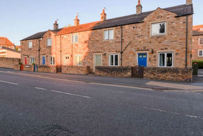 2 Bedroom Terraced House To Rent In Tufton Place, Skipton, BD23