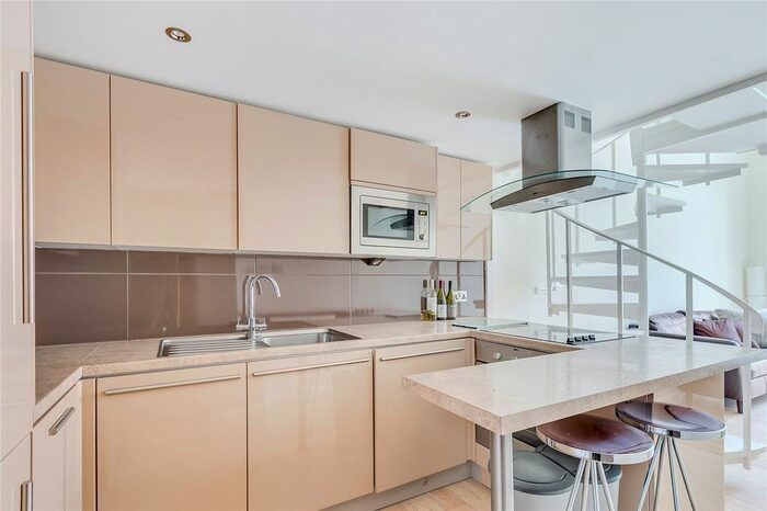 1 Bedroom Flat To Rent In Queens Gate, South Kensington, SW7