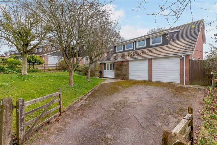 4 Bedroom Detached House For Sale In St Tysoi Close, Usk, Monmouthshire, NP15