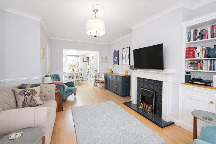 3 Bedroom Semi Detached House For Sale In Cooper Road, Croydon, CR0