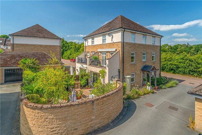 3 Bedroom Semi-detached House For Sale In Kingsdale Avenue, Menston, Ilkley, West Yorkshire, LS29