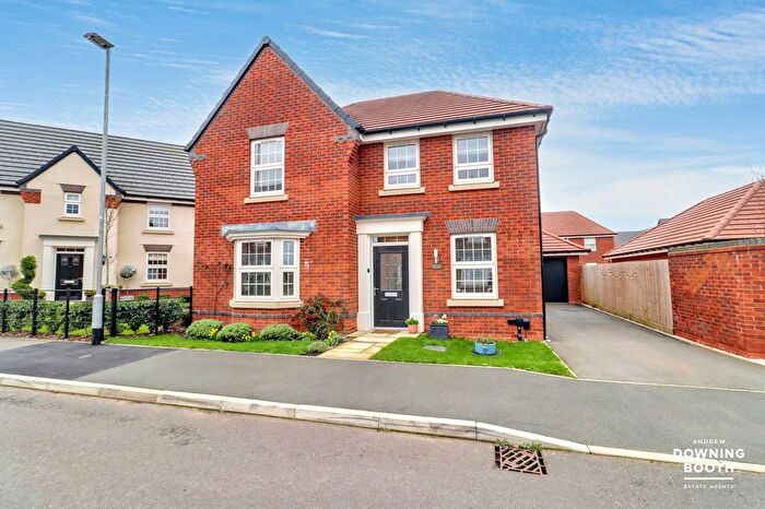 4 Bedroom Detached House For Sale In Mansell Avenue, Fradley, Lichfield, WS13