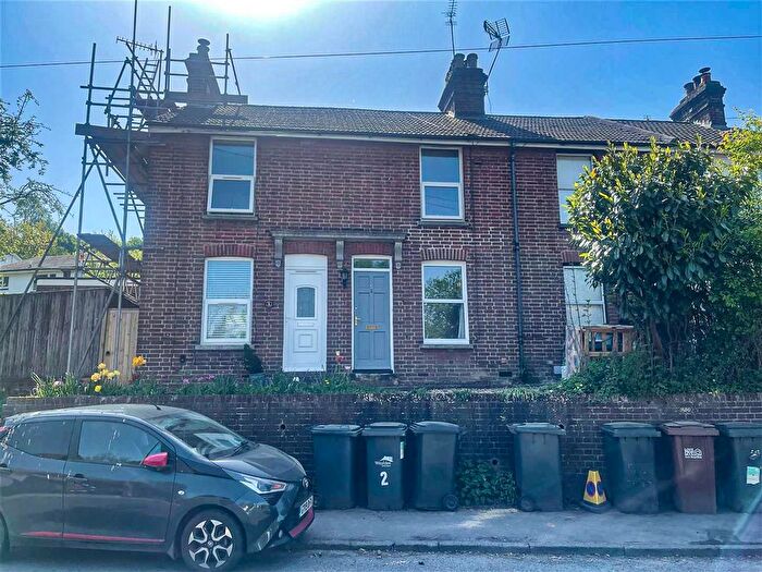 2 Bedroom Terraced House To Rent In Western Road, Crowborough, TN6
