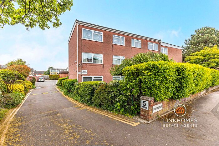 1 Bedroom Flat For Sale In Bournemouth Road, Poole, BH14