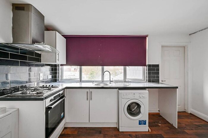 Studio For Sale In April Court, Northwood Road, Thornton Heath, , Thornton Heath, CR7