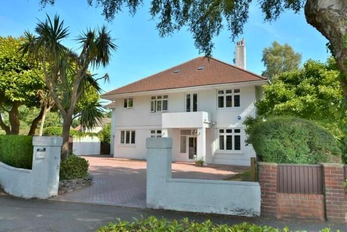 6 Bedroom Property To Rent In Glenferness Avenue, Bournemouth, BH3