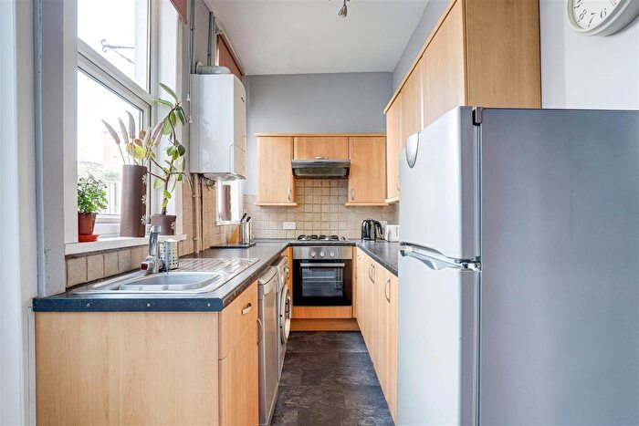 2 Bedroom End Of Terrace House For Sale In Wentworth Road, Sherwood, Nottinghamshire, NG5