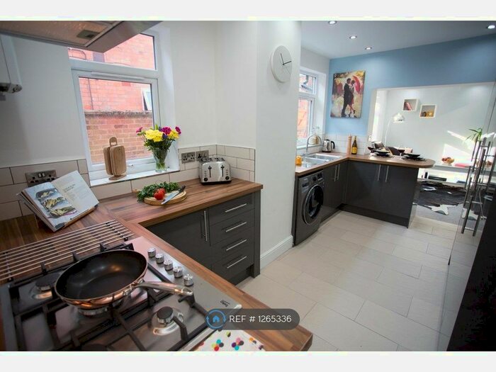 6 Bedroom Terraced House To Rent In Upperton Road, Leicester, LE3