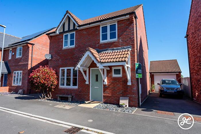 4 Bedroom Detached House For Sale In Maranta Court, Bridgwater, TA5