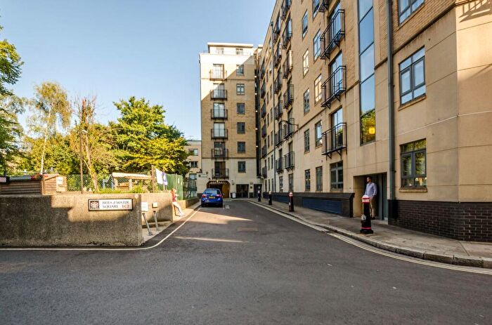 2 Bedroom Flat For Sale In Bridgewater Square, Barbican, London, EC2Y