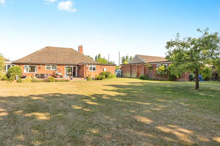 3 Bedroom Bungalow For Sale In Dereham Road, Watton, Thetford, IP25