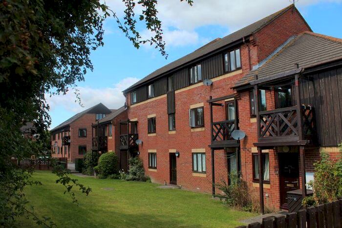 1 Bedroom Flat To Rent In One Bedroom Apartment, OX11