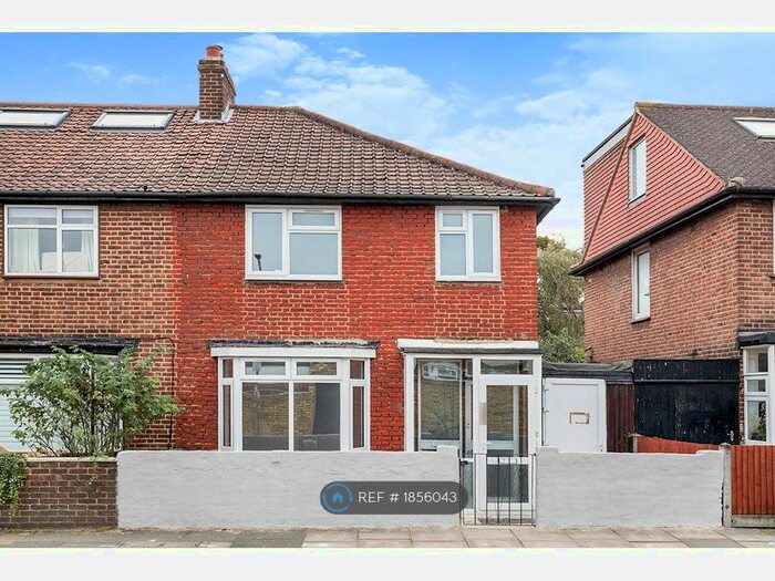 4 Bedroom Semi-Detached House To Rent In Broadwater Road, London, SW17