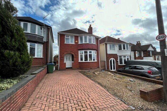 3 Bedroom Property To Rent In Trejon Road, Cradley Heath, B64