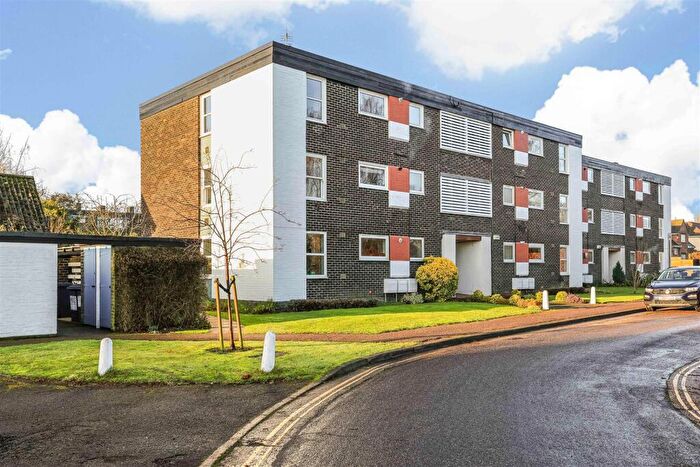 2 Bedroom Flat For Sale In Sherlock Close, Cambridge, CB3