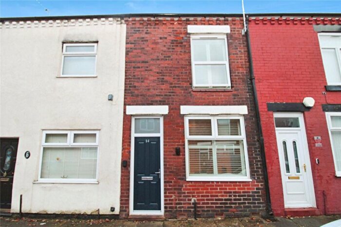 2 Bedroom Terraced House For Sale In Crescent Avenue, Pendlebury, Swinton, Manchester, M27