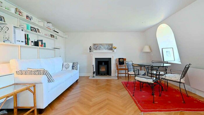 1 Bedroom Flat To Rent In Redcliffe Square, London, SW10