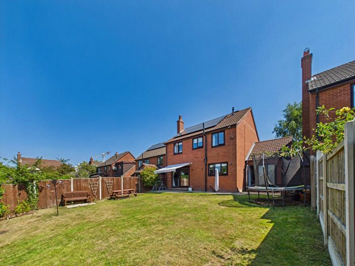 4 Bedroom Detached House For Sale In Falcons Way, Shrewsbury, Shropshire, SY3