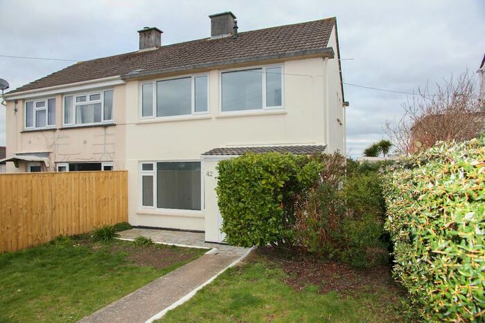 3 Bedroom Semi-Detached House To Rent In Richards Crescent, Malabar, Truro, TR1
