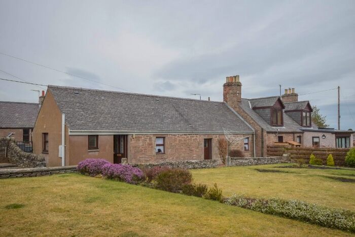 2 Bedroom Villa To Rent In Blairs Road, Letham, Angus, DD8