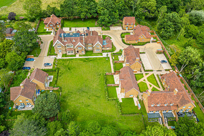 3 Bedroom Semi-Detached House For Sale In Oakley Gardens, Merstham, Redhill, RH1