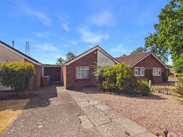 2 Bedroom Detached Bungalow For Sale In Sinfin Avenue, Shelton Lock, DE24