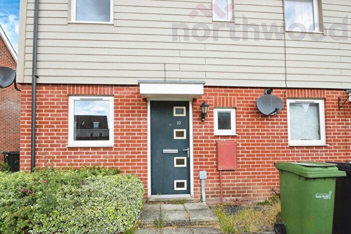 2 Bedroom Semi-Detached House To Rent In Linnet Road, Queens Hill, Costessey, NR8