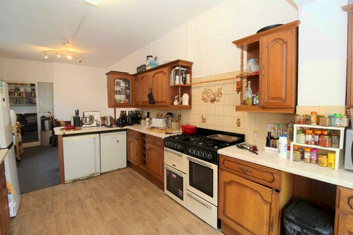 4 Bedroom House To Rent In Malefant Street, Roath, Cardiff, CF24